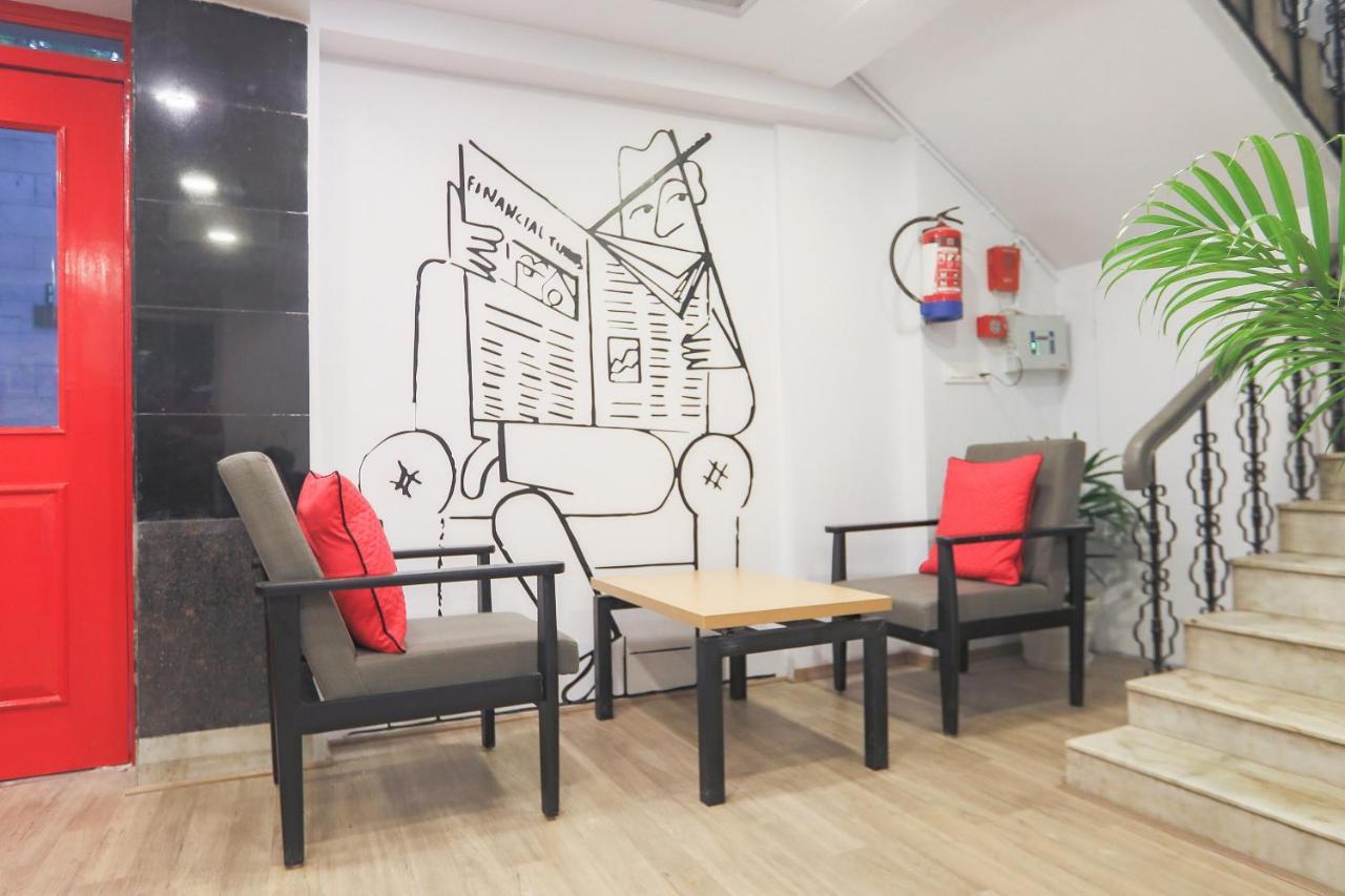 Hotel Gokul Solitaire, Surat Bhatha エクステリア 写真